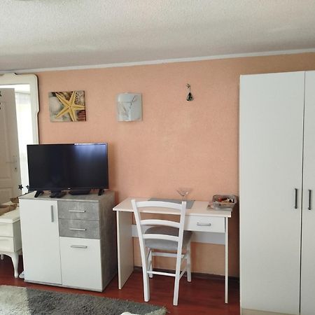 Apartman Tihana Crikvenica Bagian luar foto