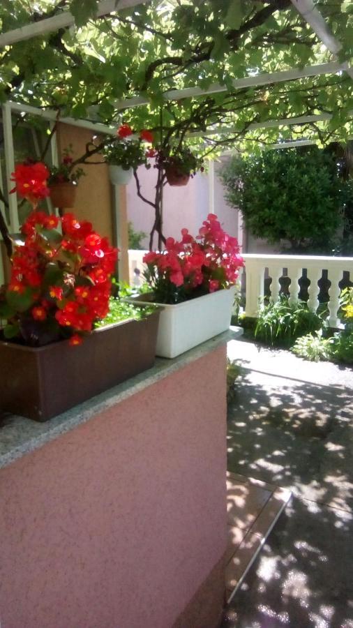 Apartman Tihana Crikvenica Bagian luar foto