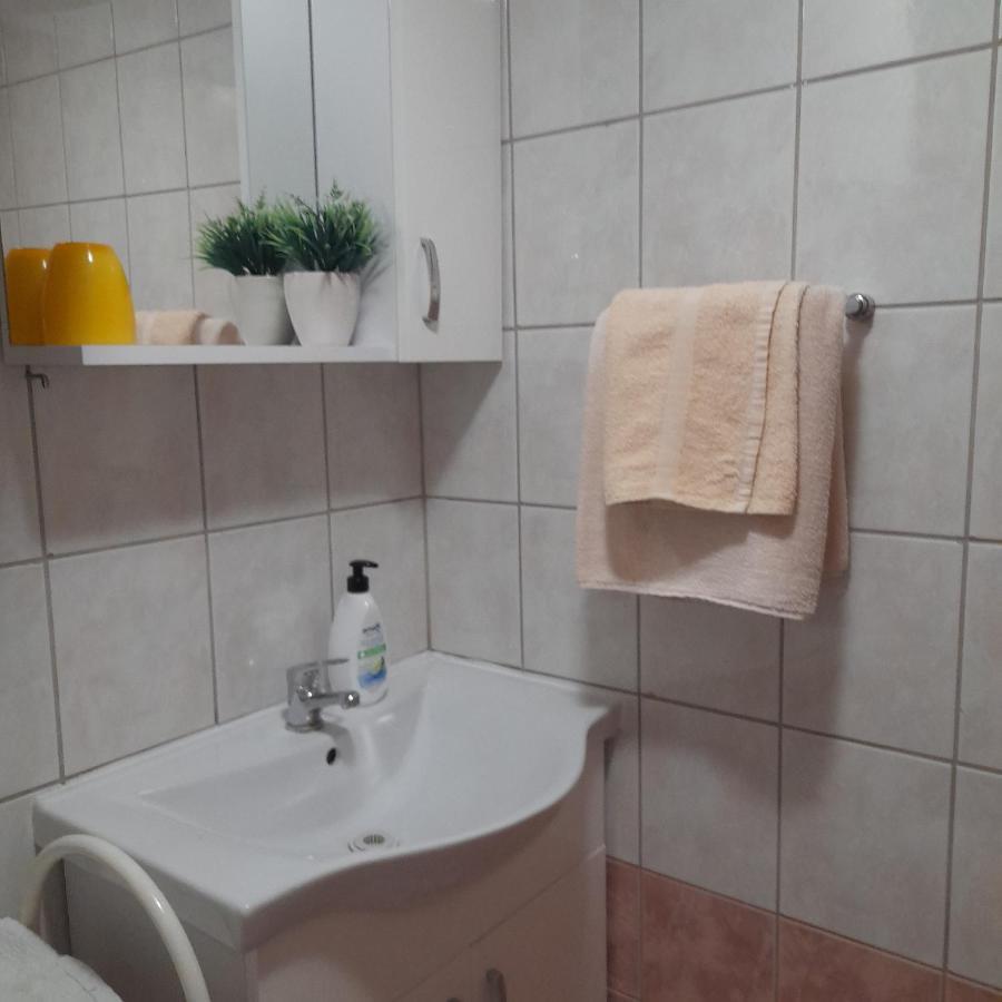 Apartman Tihana Crikvenica Bagian luar foto