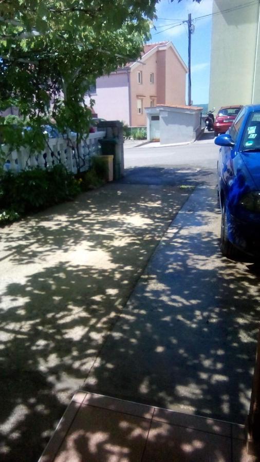 Apartman Tihana Crikvenica Bagian luar foto