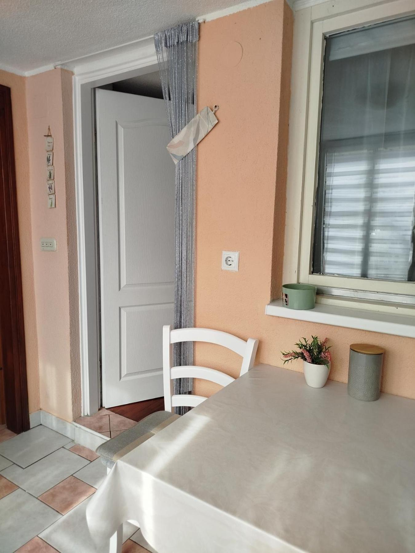 Apartman Tihana Crikvenica Bagian luar foto